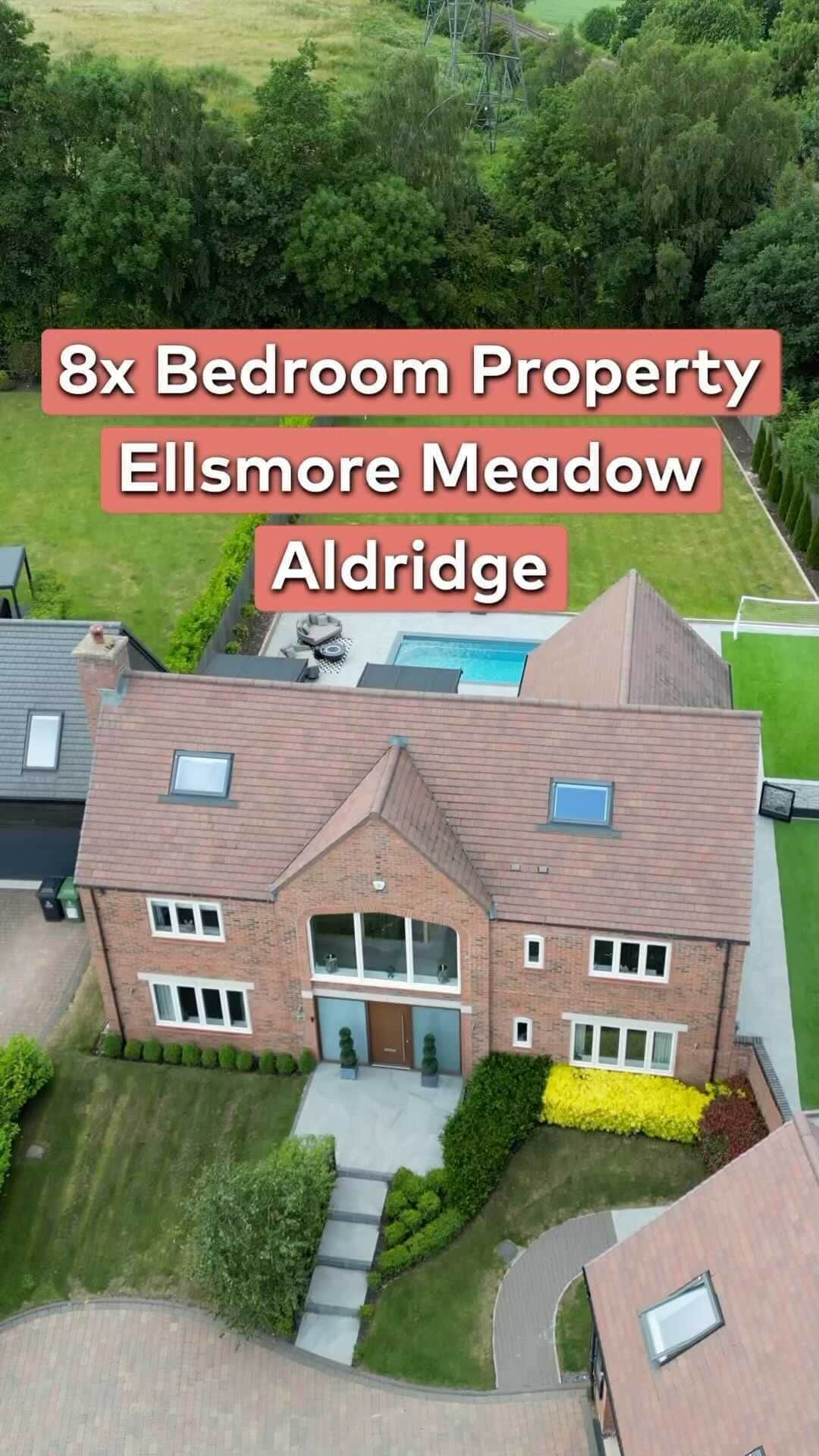 ダニエル・オハラのインスタグラム：「Ellsmore Meadow, Aldridge, Walsall (£2,000,000)📍  Nestled within a private gated drive, tucked away with a stunning and enviable corner-plot, all can be found within this sensational 8x bedroom family home, that has been thoughtfully extended by the current owners and finished to an exceptional standard 🤩🏡  Interested in learning more? Please get in touch on 0121 222 1180 ☎️  #ChosenHome #ChooseChosen #forsale #property #propertytour #house #housetour #luxuryproperty #luxury #estateagent」