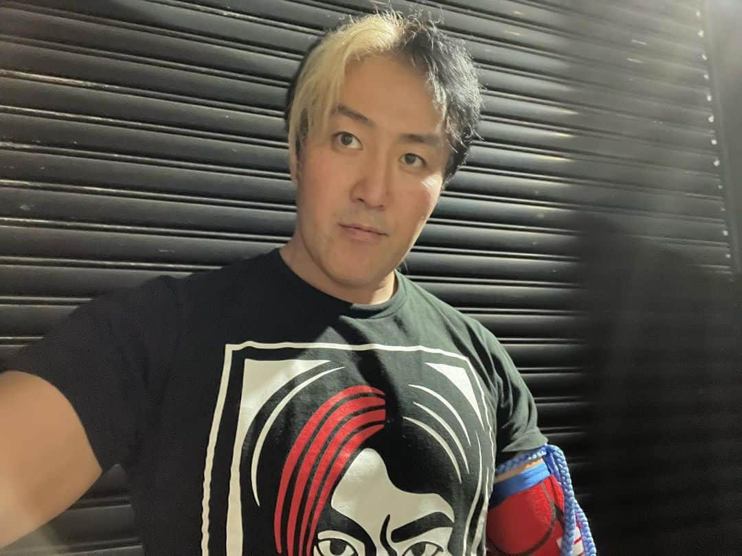 ヨシタツさんのインスタグラム写真 - (ヨシタツInstagram)「Right before the match on Jun 26th. #WorldFamous」6月27日 2時21分 - yoshitatsuism