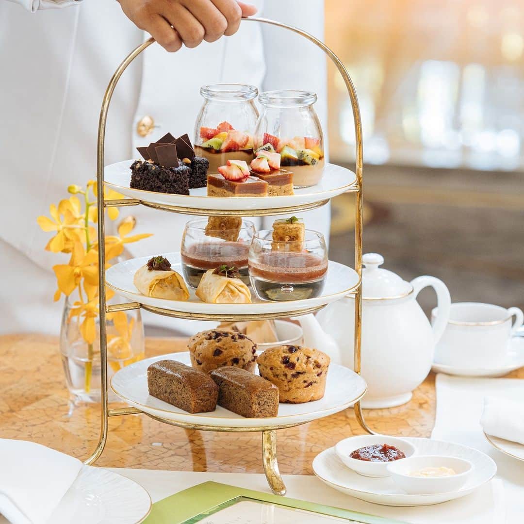 The Peninsula Hotelsさんのインスタグラム写真 - (The Peninsula HotelsInstagram)「Unwind and indulge with @thepeninsulamanila’s Afternoon Tea. Which treat would you reach for first?」6月27日 3時08分 - peninsulahotels