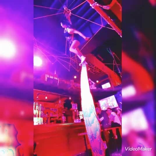 若林美保のインスタグラム：「空中はもちろん好きだけど、地上でも色々出来るように、フィジカルを鍛えています✨ さて初出演の新宿梁山泊紫テント「少女都市からの呼び声」も今月開幕。 めちゃくちゃ楽しみです！  6/11〜26花園神社境内 特設紫テント 新宿梁山泊第74回公演 「少女都市からの呼び声」 毎夜 開場19:00/開演19:30 ※6/15,22休演 【チケット予約】 https://www.quartet-online.net/ticket/shojyo?m=0whhgic 【詳細】 http://s-ryozanpaku.com/  【芸能人ブログ専門サイト】 ダイヤモンドブログ毎日更新しております。 日々の徒然、是非見てくださいませ。 若林美保｜わかばやしみほ(女優) official ブログ http://www.diamondblog.jp/official/wakamiho/  6/4歌舞伎町BAR HARU HARU 「踊り子さんって凄いんだぞ」 開場12:30/開演13:00 ①今賀はる ②倖田李梨 ③若林美保 ご予約・お問合せは各出演者、または松本格子戸まで。  5/28葵屋FC2公式生放送 「みでぃちゃんのヨリドリみどりん」#41 ゲスト:若林美保 https://twitter.com/wakamiho ・前半(無料アーカイブ) https://video.fc2.com/ja/a/content/20230528rZtpXMcg ・後半900ポイント(販売動画) https://video.fc2.com/ja/a/content/20230528eXVEYawF  【野毛うっふ】 エアリアルショー(19:00/20:00/21:00) 6/15w.ナオユキ 7/19w.蜂鳥あみ太＋ショルヘーノ＋ウエダテツヤ https://oeuf-yokohama.jimdofree.com/  【千葉エロチカヴァ】 エアリアルシルクショー 6/22木曜日は縄の日？！ https://m.facebook.com/kavakava001/?locale2=ja_JP  6/26〜7/1赤坂Dominatrix 【5周年パーティ週】 6/27,21:30〜エアリアルショウやります。 詳しくはこちら https://cw-association.work/news/11/index.html  6/28歌舞伎町AFTER PARTY TOKYO 19:30-21:00  【バーレスクショー＆トーク～おっぱいをいっぱい愛する日】  Lady n@n@/鷹島姫乃/Venus Michaela Redrope GUEST:若林美保 ご予約はお店、または私まで☆ https://afterparty.jp/  7/1神田スペースキューブ 雪美織1st Anniversary LIVE&PARTY １部13:00〜 ２部15:30〜 ※ユキハナ、若林美保、伊織涼子のセクシーパフォーマンスバンド☆ 詳細は伊織さんブログで随時更新！ http://blog.livedoor.jp/primary0923/archives/32011197.html  7/7 阿佐ヶ谷ロフトA 「歌う！ピンク御殿33」 ※「歌うピンク御殿」は、後藤大輔監督の命名です。 19時開演 【出演(予定)】 樹カズ&宝恋芽楽団 神崎みい 佐倉萌 里見瑤子 しじみ 世界館のオネエサンa.k.a.浅草STARS ポコガールズ（仮） 松緯理湖 吉行由実 若林美保  【ストリップ劇場出演情報】 7/21〜31川崎ロック座 http://kawasaki-rockza.com/ 8/25〜29ニュー道後ミュージック http://www.dougo.com/」