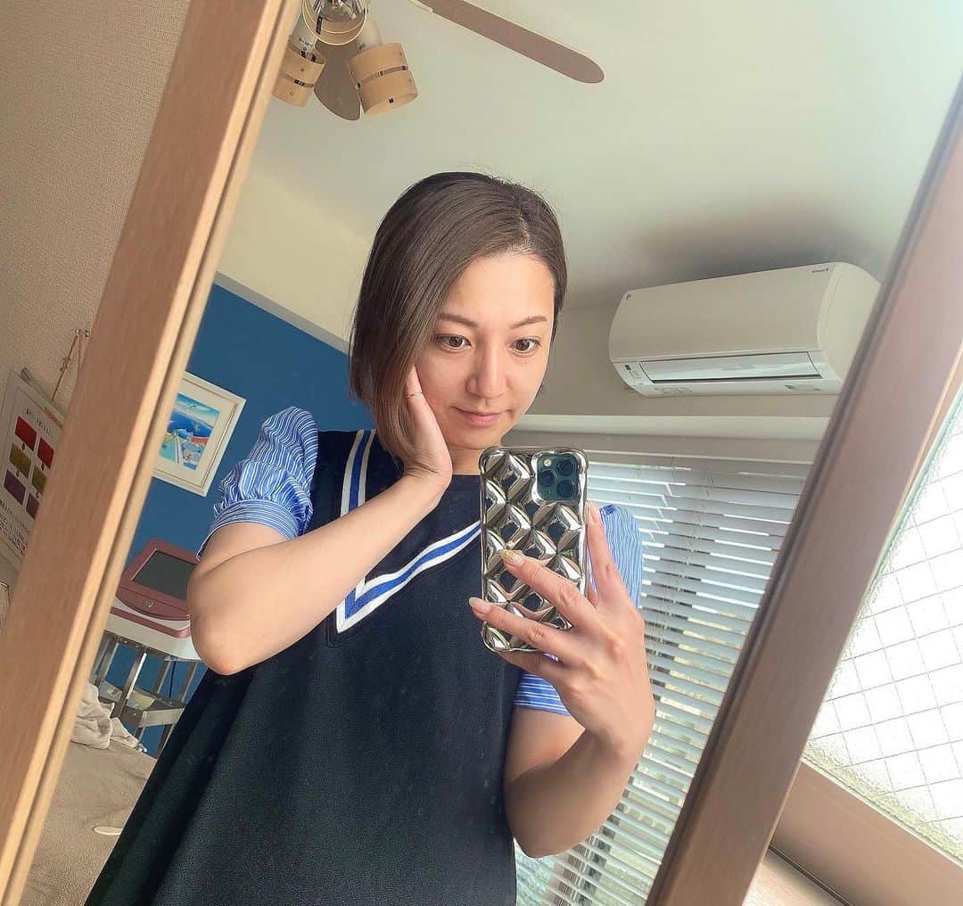 KONANのインスタグラム：「久々にハイフしてきましたっ❣️ @yuta89.03  . . 痛くなかったし、すぐシュッとしました🤗✨ . . お喋りしながらやってもろて、楽しかったし気持ち良いくらいっ❣️ . . これから日に日に引き締まるみたいなので、楽しみやな〜🥰 . . 基本的にお安めなので、気になる方は是非〜😆 . . #ハイフ #HIFU #美活 #美容 #美容好き #リラックス #美活女子 #リフトアップ」