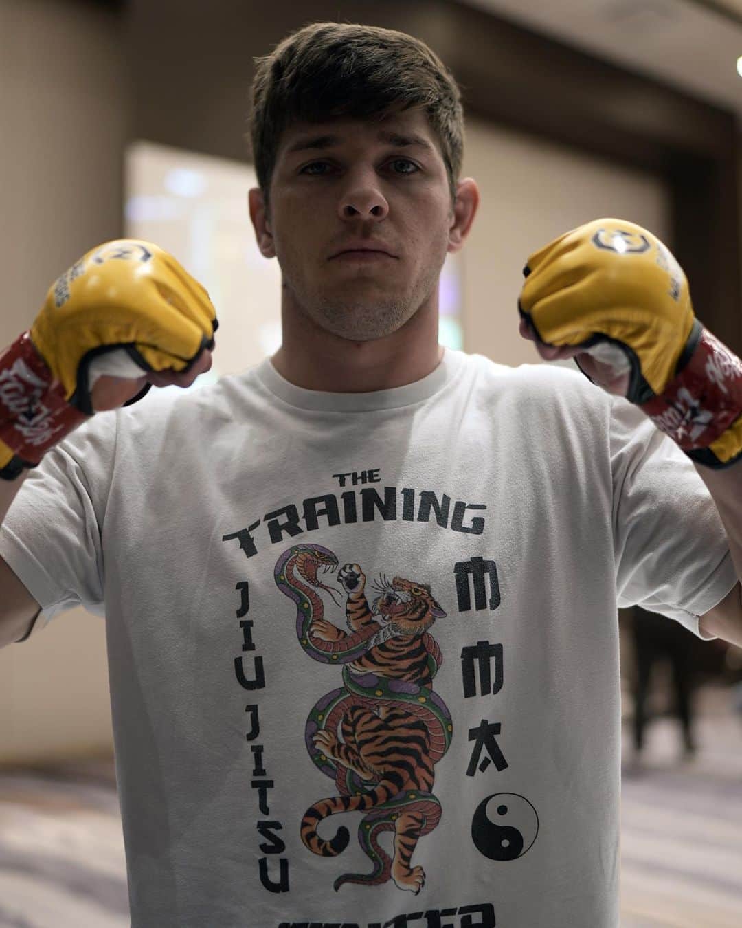 UFCさんのインスタグラム写真 - (UFCInstagram)「Tonight’s #CW155 main event! @jamey_lynch vs @kydriscoll!   Live now on Fight Pass!」6月3日 13時07分 - ufc