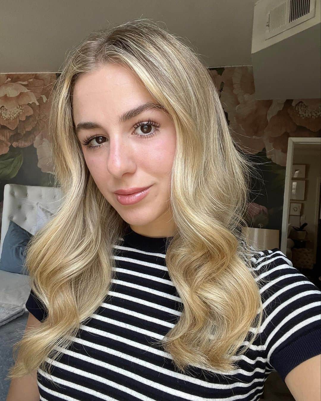 クロエ・ルーカジアックのインスタグラム：「Plans for the weekend?」