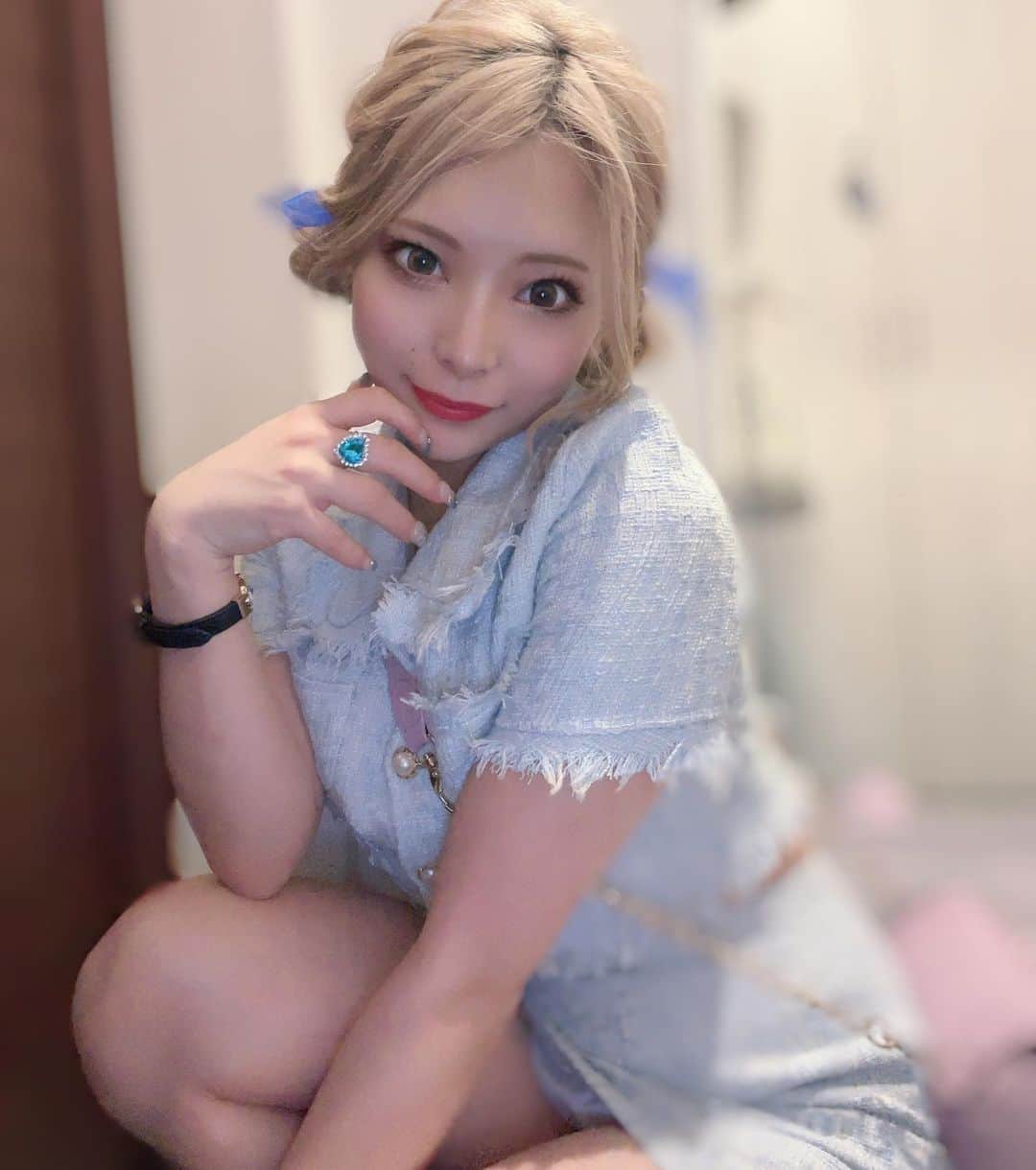 ありえのインスタグラム：「💙💖💙💖💙 : : :  ( °‪꒳​° )  #バーレスク大阪 #バーレスク東京 #バーレスク大阪ありえ #北新地 #インスタ映え #ホスト  #韓国メイク  #童顔女子  #実物とは異なります   #burlesqueosaka  #burlesquetokyo  #SnowMan」