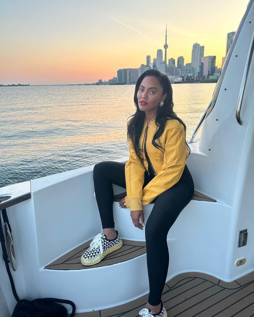 エイヨシャ・カレーのインスタグラム：「Always the best time with you.」