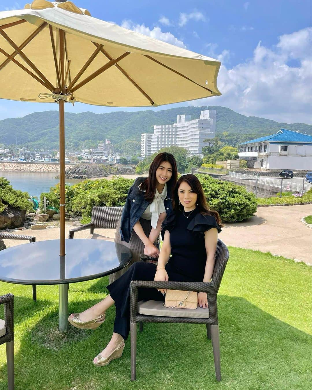 井上麻衣さんのインスタグラム写真 - (井上麻衣Instagram)「淡路島🌼家族旅行  天候にも恵まれて旅行日和でした☺️ 渦潮は迫力だったよ〜🌊  jack,skir @tarajarmon_jp  top @tonal_official  . . . . #family#travel#awjishima#awajiisland  #家族旅行#旅行#淡路島#淡路島旅行 #関西ママ#三児の母#三児のママ#親子 #旅行コーデ#長身コーデ#ママコーデ」6月3日 7時31分 - mai_inoue