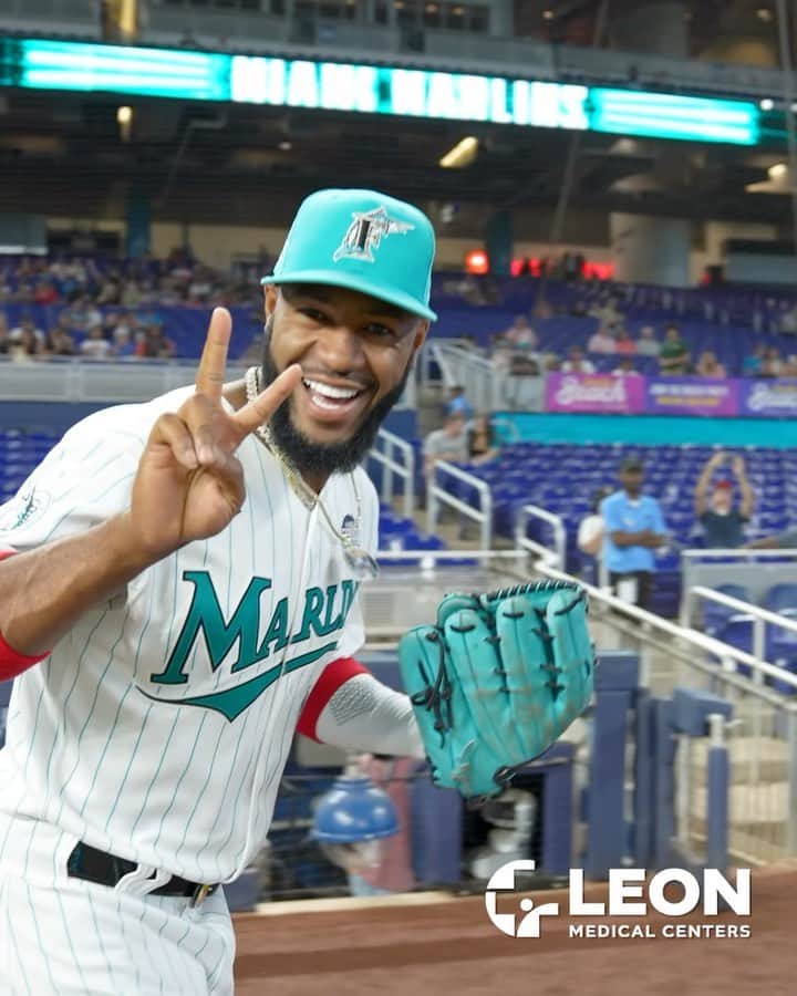 マイアミ・マーリンズさんのインスタグラム動画 (マイアミ・マーリンズInstagram)「Bryan keeping our