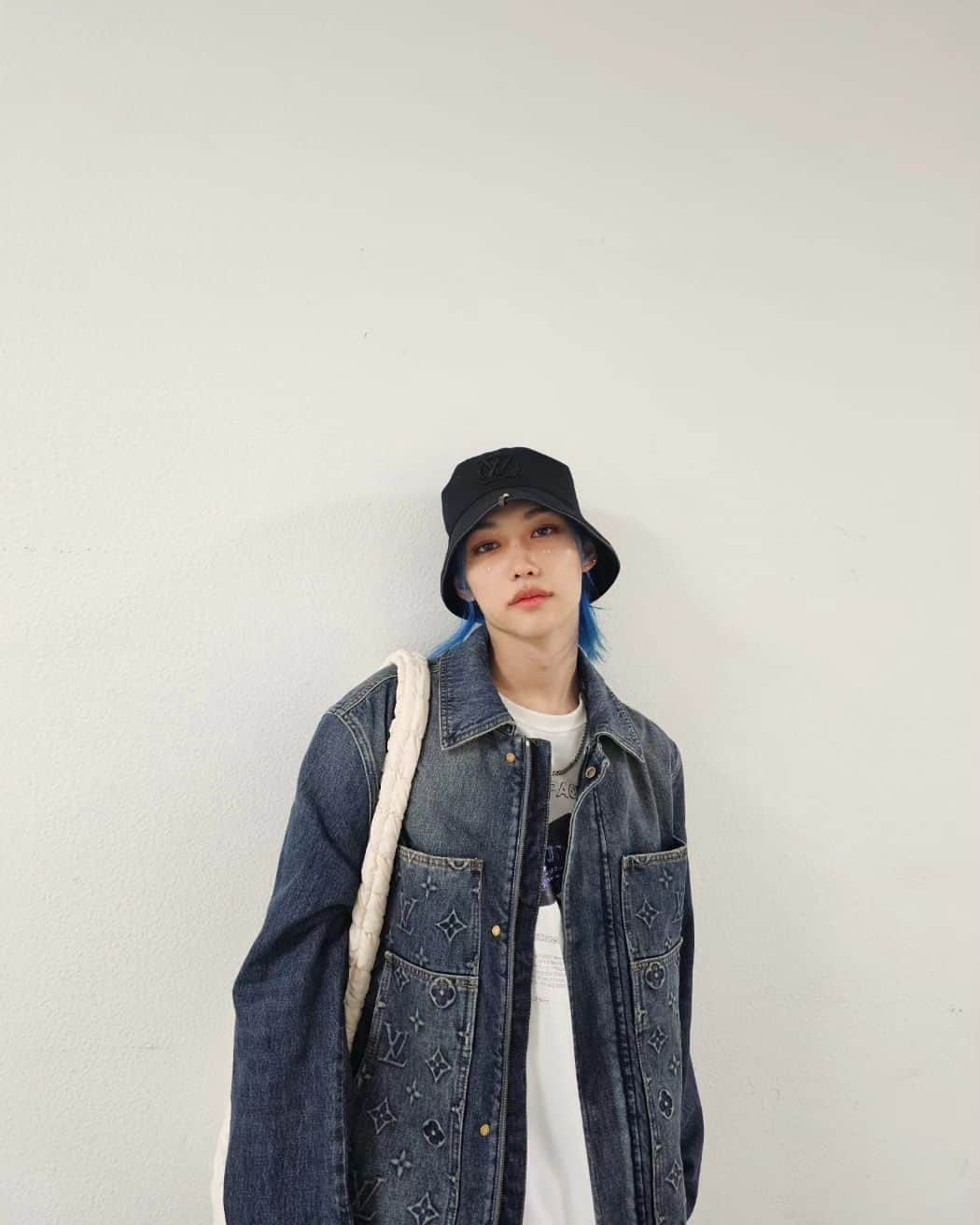 Stray Kidsさんのインスタグラム写真 - (Stray KidsInstagram)「🩵💙 #felix #staywithme」6月3日 13時53分 - realstraykids