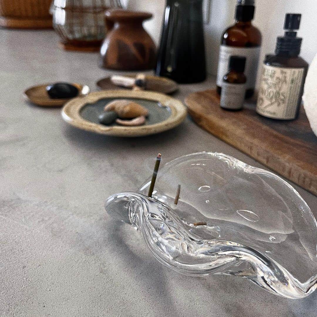 宇藤えみのインスタグラム：「ずっと探していた @lan_glasswork  @___eyeon___ で出会えた✌︎ #暮らし」