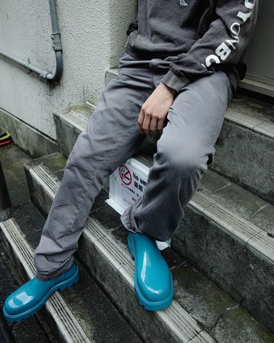 Fashionsnap.comさんのインスタグラム写真 - (Fashionsnap.comInstagram)「Name: 三浦浩志⁠ Age: 22⁠ ⁠ Tops #SAINTMICHAEL⁠ Pants #PRADA⁠ Shoes #BOTTEGAVENETA⁠ ⁠ Photo by @iam_____riku⁠ ⁠ #スナップ_fs #fashionsnap #fashionsnap_men」6月3日 10時00分 - fashionsnapcom