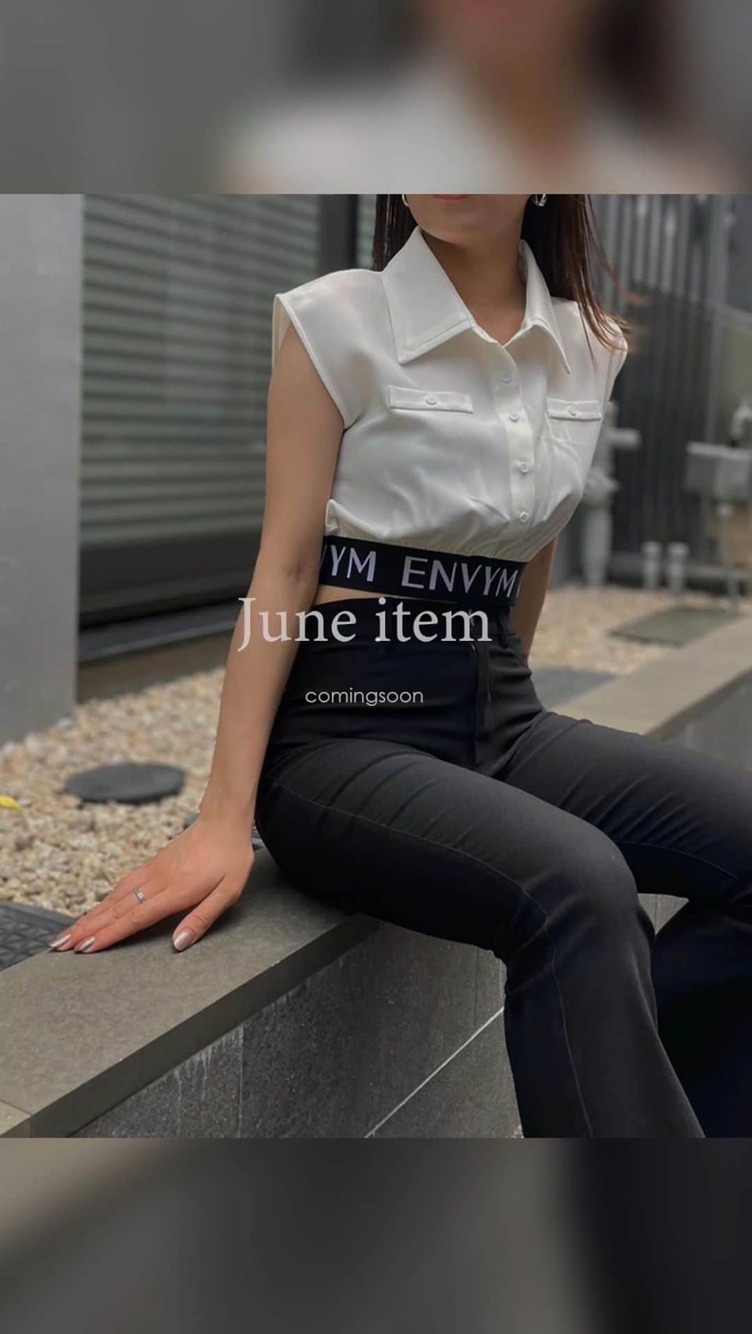 ENVYMのインスタグラム：「【𝙅𝙪𝙣𝙚 𝙞𝙩𝙚𝙢】 ⁡ ⁡ comingsoon... ⁡ ——————————— ⁡ ⁡ #envym #2023ss #summer」