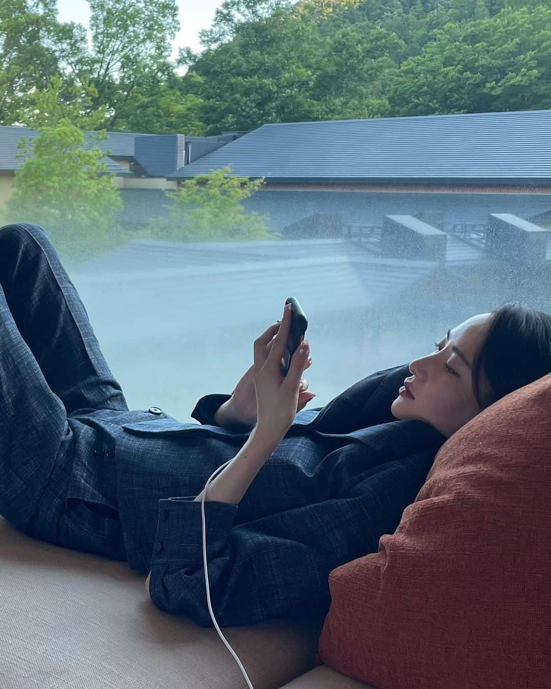 平田りえさんのインスタグラム写真 - (平田りえInstagram)「Two minutes later….📙」6月3日 23時00分 - riehirata0315