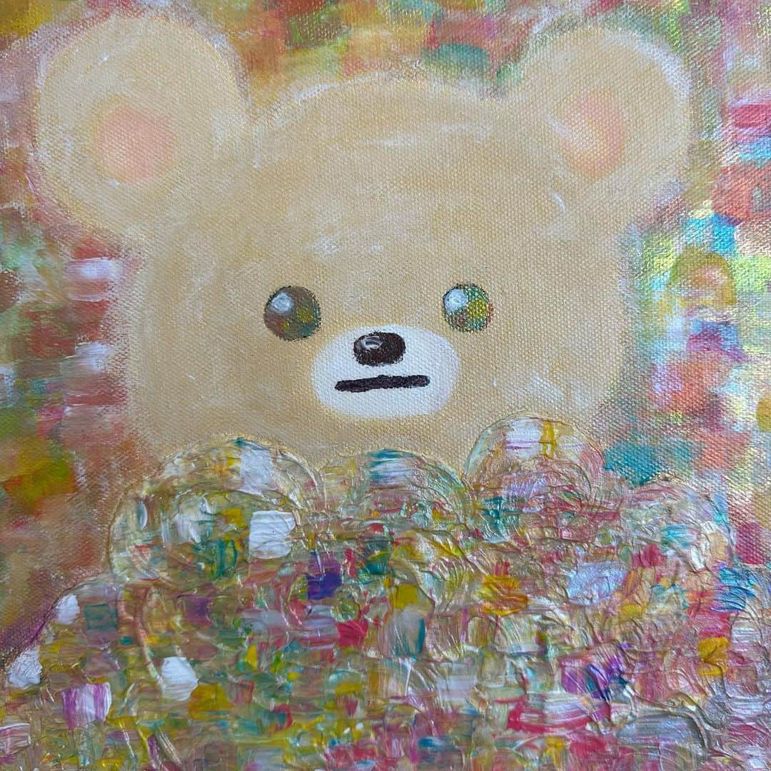 大村まなるさんのインスタグラム写真 - (大村まなるInstagram)「@manabu_ohmura  美しいくま/beautiful bear mixed media 30×30cm  #art #artwork #illustration #kawaii #anime #animal #artgallery #artist #artcollector  #アート #アートギャラリー #かわいい #くま #アクセサリー #ピアス #イヤリング #イラスト #いらすと #いらすとぐらむ #絵 #アートコレクター #動物 #サンリオ」6月3日 21時40分 - manabu_ohmura