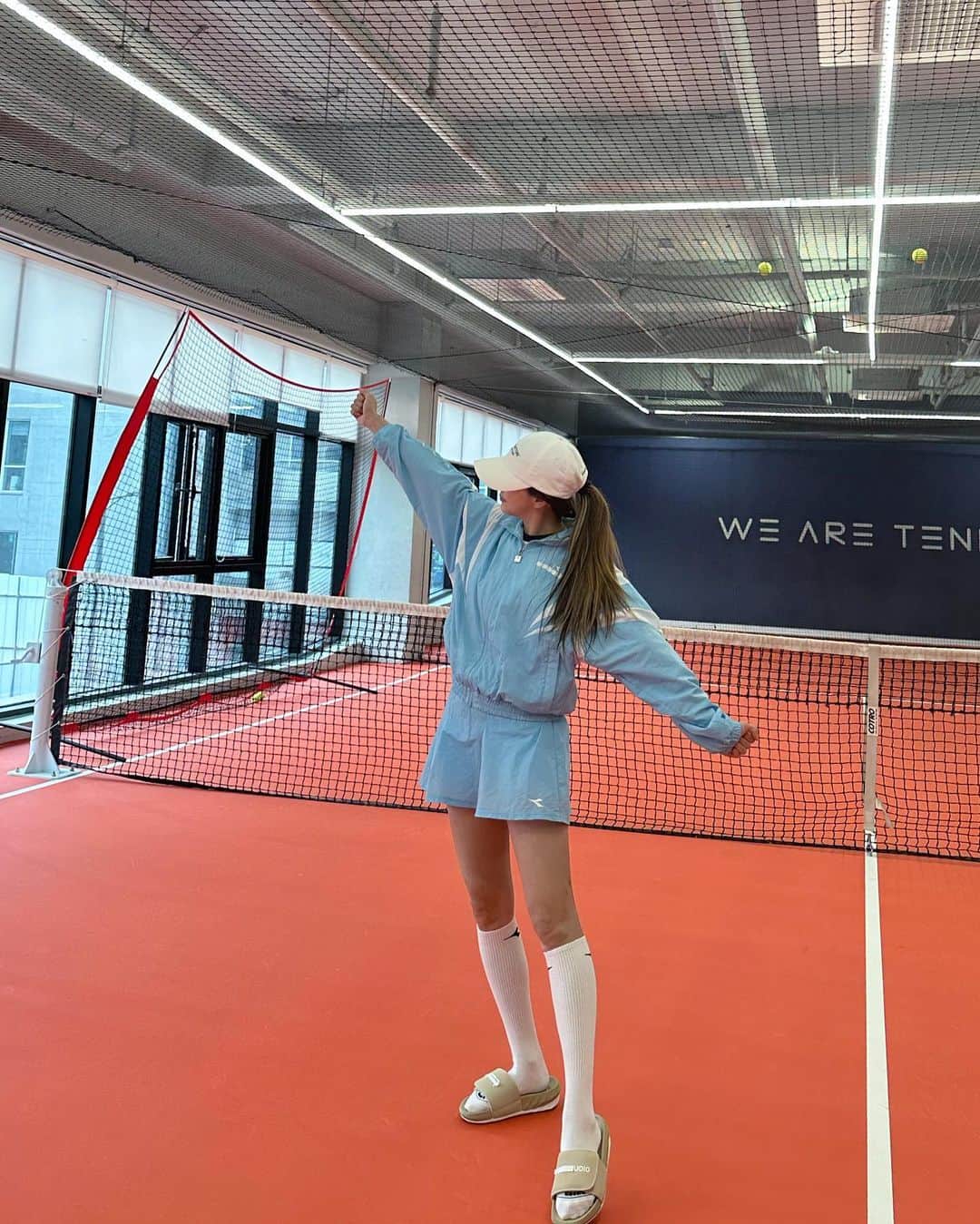 ハン・ボルムのインスタグラム：「#테니스 🎾」
