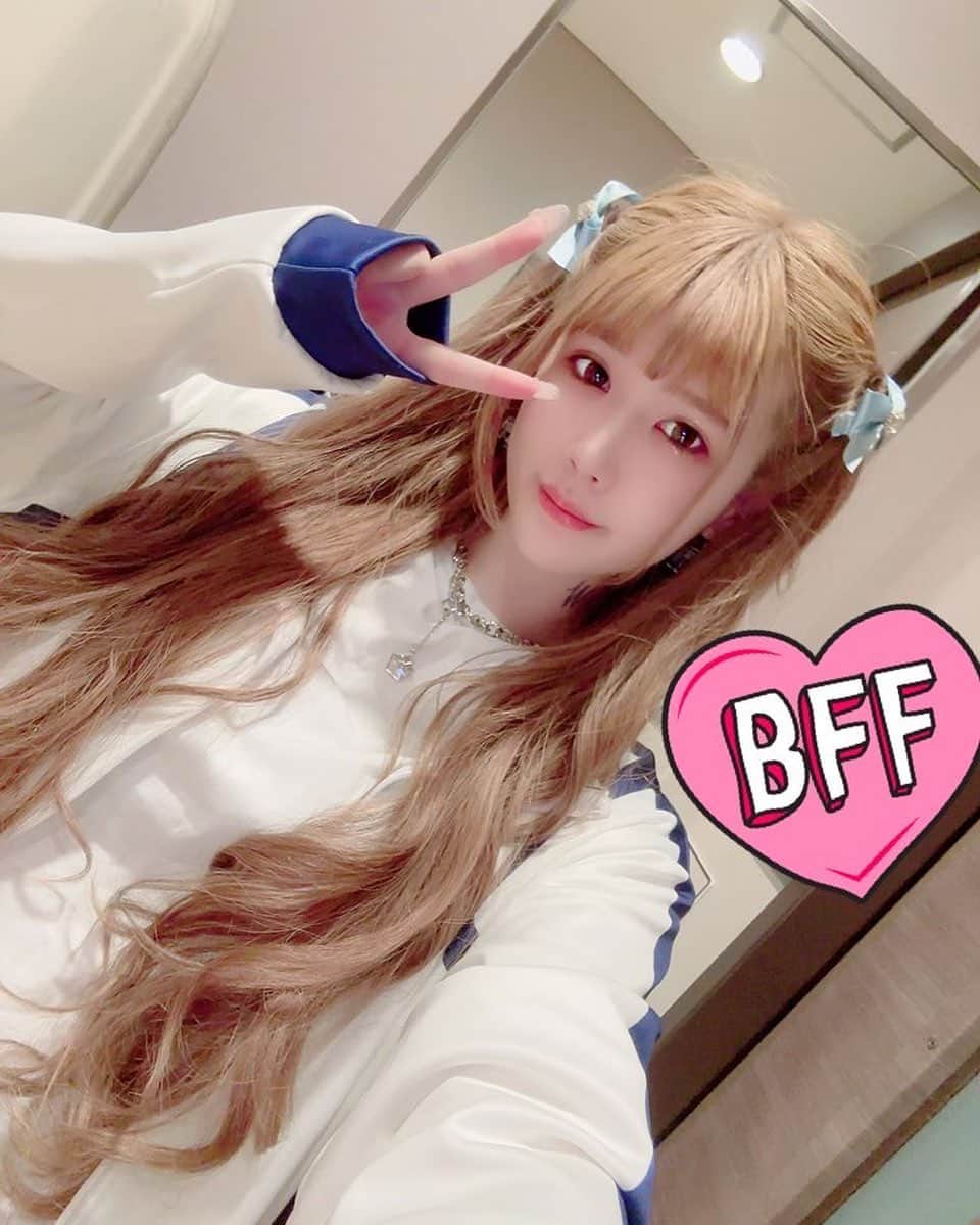 涼宮琴音のインスタグラム：「楽しかったけどめちゃくちゃ足パンパンに浮腫んだ痛い疲れた〜〜」