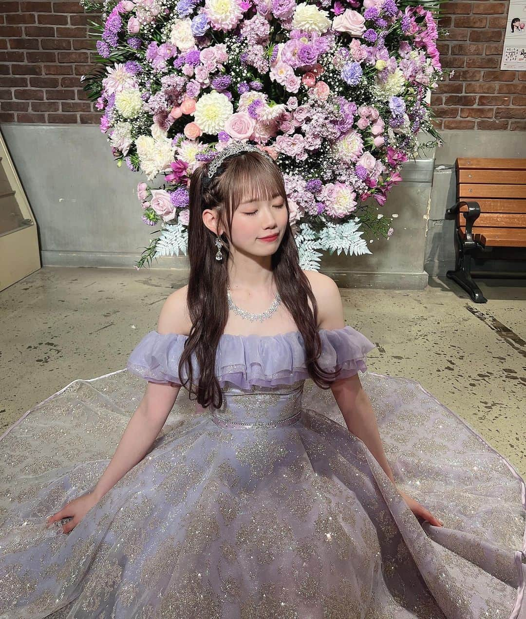 服部有菜さんのインスタグラム写真 - (服部有菜Instagram)「. これで ドレス投稿は終わり…🪽💜  プリンセスにさせてくださってありがとうございました。 . . .」6月3日 21時54分 - yuna__0330.48