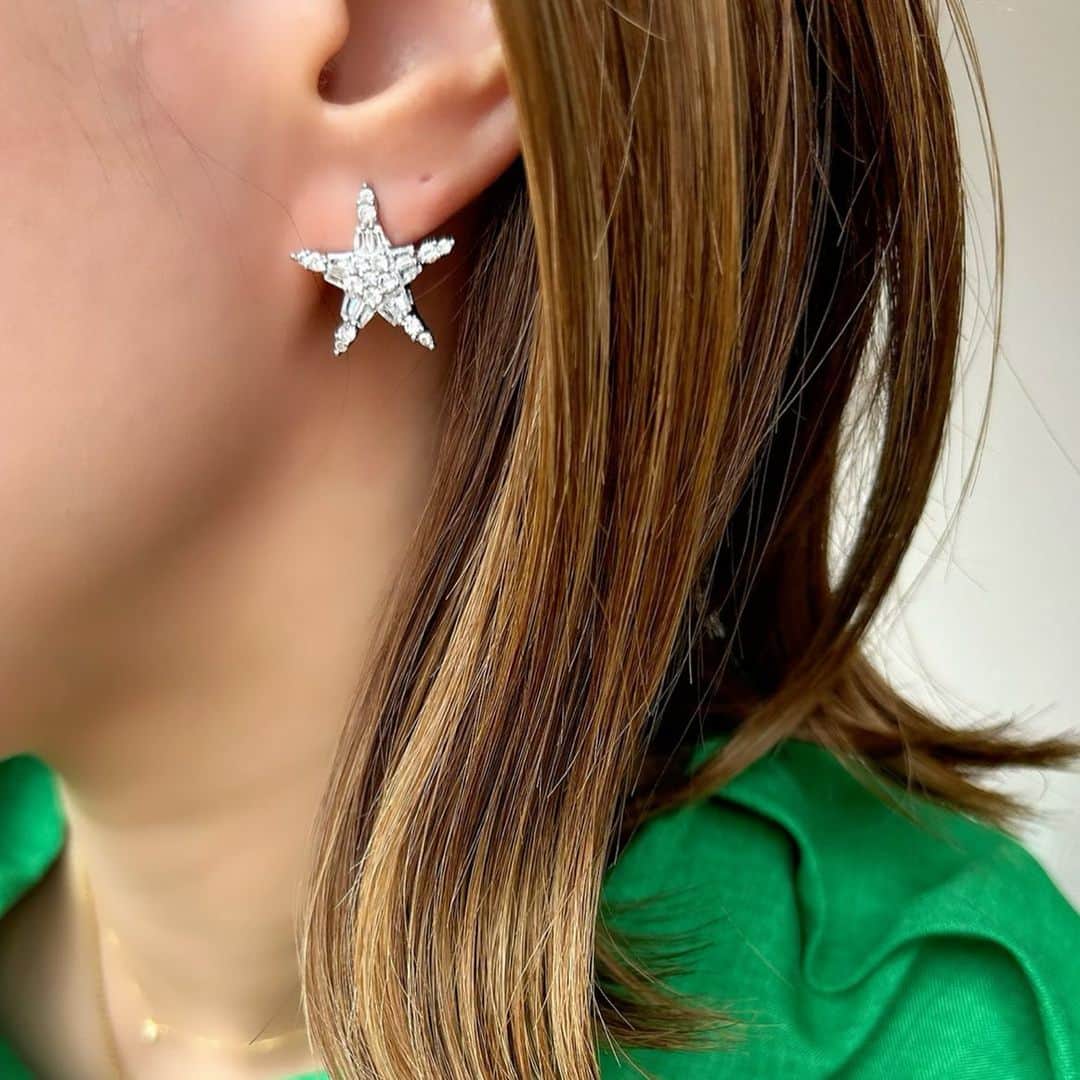 miho.a.nicoさんのインスタグラム写真 - (miho.a.nicoInstagram)「・ new accessory✨  @lironjewelry_  ✔︎スターピアス キラキラ☆ 小さ過ぎず、大き過ぎず、なのに存在感大🌟  pierce# @lironjewelry_  ・ ・ #アクセサリー#accessory#ピアス#pierce」6月3日 22時30分 - miho.a.nico