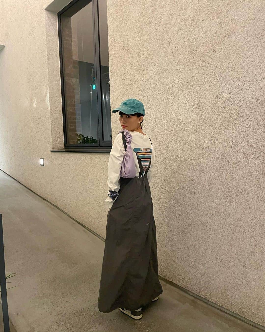 のインスタグラム：「かわいいワンピース 好きな色がいっぱい🫶  #山木の私服」
