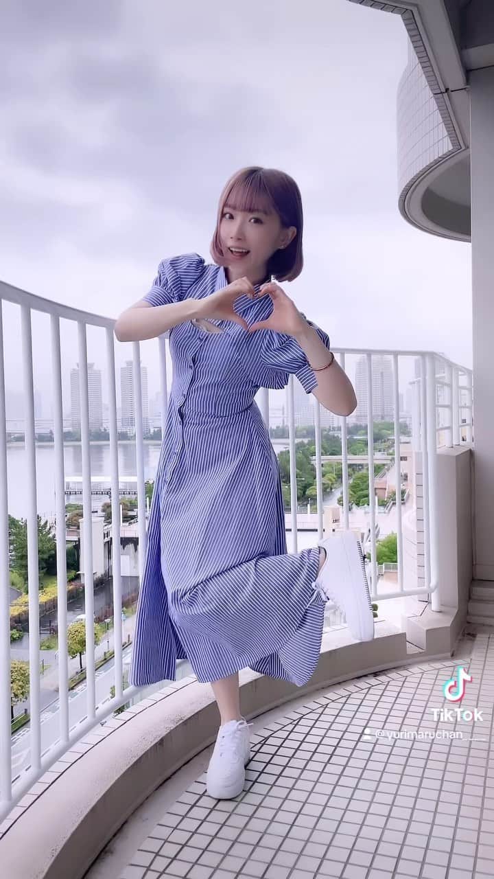 平野友里（ゆり丸）のインスタグラム：「泣いてないよ、1995🥰🤍♬  みんな振付覚えてね〜〜❣️ #tiktok でも踊ってくれる人増えてほしいな✨  ・ ・ ・ ・  #ゆり丸 #平野友里 #アイドル #地下アイドル #ライブアイドル #佐々木喫茶 #踊ってみた #1995 #1995年生まれ #ダンス #アイドルダンス #grl #grlコーデ #お台場」