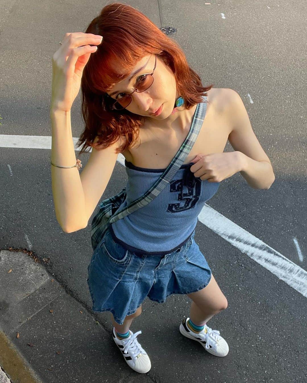 水原佑果のインスタグラム：「🗒A day in Tokyo with @adidasoriginals 🎵💓 #adidassuperstar #adidasoriginals 🗼🐈‍⬛」