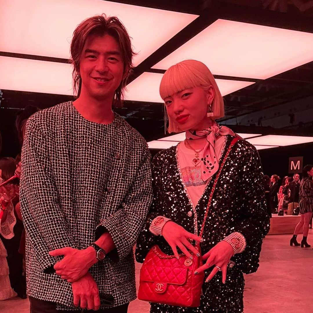 チェン・ボーリンさんのインスタグラム写真 - (チェン・ボーリンInstagram)「Chanel family✨  #CHANELMetiersdArt  #CHANELinTokyo  #CHANELShow」6月3日 15時07分 - chenbolin