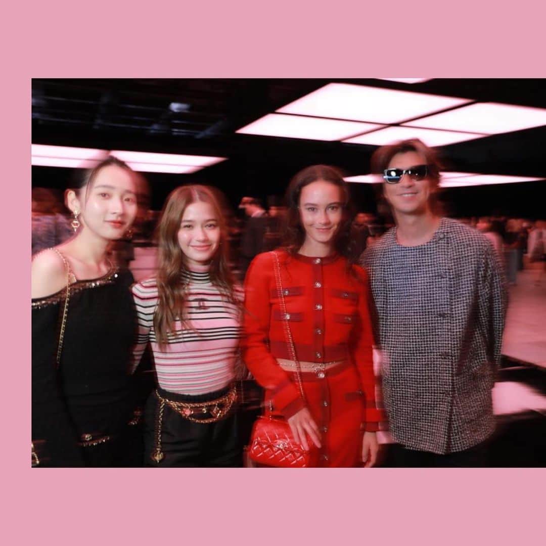 チェン・ボーリンのインスタグラム：「Chanel family✨  #CHANELMetiersdArt  #CHANELinTokyo  #CHANELShow」