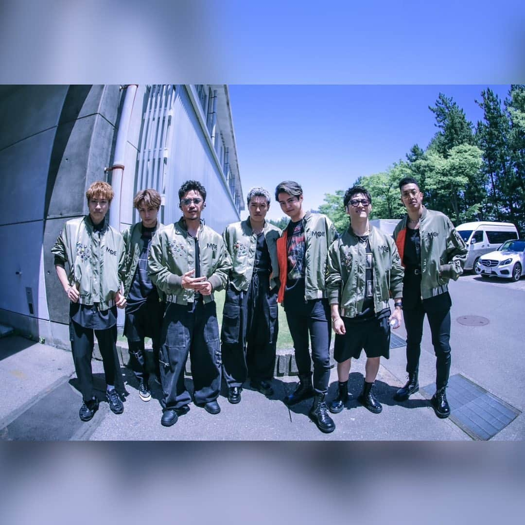 GENERATIONS from EXILE TRIBEさんのインスタグラム写真 - (GENERATIONS from EXILE TRIBEInstagram)「* * 百万石音楽祭𝟐𝟎𝟐𝟑 〜ミリオンロックフェスティバル〜 * 🎧𝐒𝐭𝐫𝐞𝐚𝐦𝐢𝐧𝐠  https://GENERATIONS.lnk.to/MRF_SLPL * 🎥𝐘𝐨𝐮𝐓𝐮𝐛𝐞 https://youtube.com/playlist?list=PLOEniIjfrDjJZrSz7pc_wX3lPrFNsiesH * #𝐆𝐄𝐍𝐄𝐑𝐀𝐓𝐈𝐎𝐍𝐒 #𝐓𝐇𝐄𝐓𝐑𝐈𝐏_夢者修行 #𝐆𝐄𝐍𝐄 #ジェネ #𝐆𝐄𝐍𝐄_集まれ騒げ繋がれ #𝐃𝐑𝐄𝐀𝐌𝐄𝐑𝐒 #百万石音楽祭 #ミリオンロック」6月3日 15時09分 - generations_official