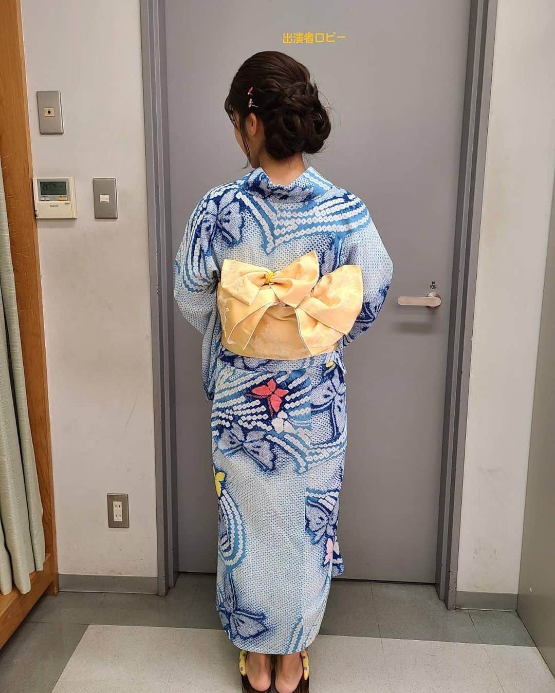 舘山聖奈さんのインスタグラム写真 - (舘山聖奈Instagram)「⁡ 有松・鳴海絞りの浴衣を着させて頂きました！ ⁡ 着用した感じはすごく軽やかで、 涼しげな色合いや模様もとっても素敵でした🫧 ⁡ 浴衣を着て夏祭り行きたいですね〜☺️ ⁡ #土曜はナニする！？ #カンテレ」6月3日 15時10分 - seina_tateyama_