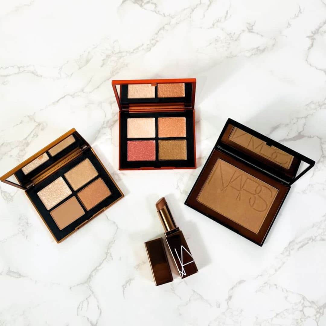 のインスタグラム：「・ 2023年6月16日（金）発売 ⁡ 【NARS】 人気のシェード”LAGUNA”にインスパイアされた夏にぴったりのメイクアイテムが登場！ ⁡ ⁡ ▼クワッドアイシャドー •03139 LAGUNA •03140 LAGUNA SUNSET 各 6,710円 (税込)  ※無くなり次第終了 ⁡ ▼アフターグロー リップバーム •03251 Laguna 4,180円 (税込) ⁡ ラグナ ブロンジングパウダー •02 5,280円 (税込) ⁡ ⁡ 【NARS お取り扱い店舗】 ルミネ新宿店 ルミネ大宮店 セレオ八王子店 ルミネ北千住店 吉祥寺パルコ店 ららぽーとTOKYO-BAY店 錦糸町テルミナ2店 アトレ大井町店 東急プラザ表参道原宿店 アトレ恵比寿店 ルミネ荻窪店 新丸の内ビルディング店 東京ミッドタウン日比谷店 テラスモール湘南店 グランエミオ所沢店 ららぽーと横浜店 ekie広島店 ⁡ ⁡ @isetanmirror ⁡ ⁡ #isetanmirror #イセタンミラー #NARS #ナーズ #LAGUNA #ラグナコレクション #夏コスメ #サマーコレクション2023」