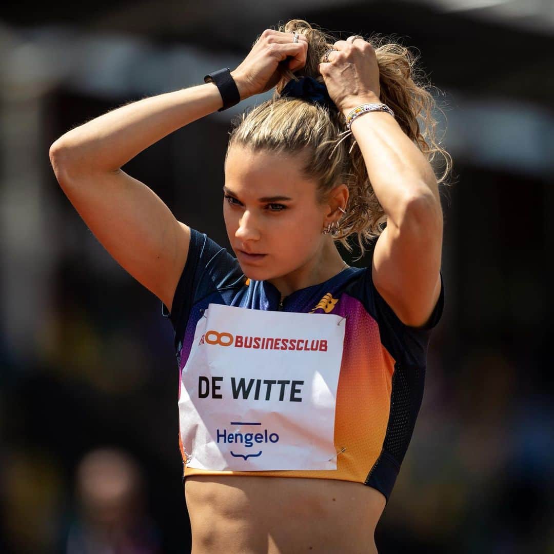 のインスタグラム：「It’s FBK time again 🫶🏼 Can’t wait to run in a full stadium filled with Dutchies tomorrow 🥰 See you there xx   📸 by @danvernonphoto」