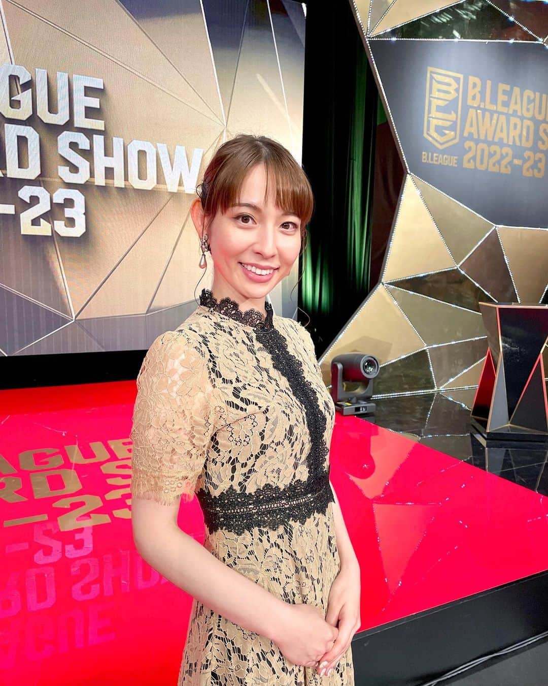 今井麻椰さんのインスタグラム写真 - (今井麻椰Instagram)「B.LEAGUE AWARD SHOW 2022-23🏀🏆  これにて、7年目のBリーグが幕を閉じました🥹 今シーズンも本当にありがとうございました🥹  7年目も駆け抜けましたーー🥹！！ 心より感謝致します🙌  #Bリーグ #bleague #Bリーグアワード #バスケットLIVE」6月3日 16時51分 - maya_imai_124