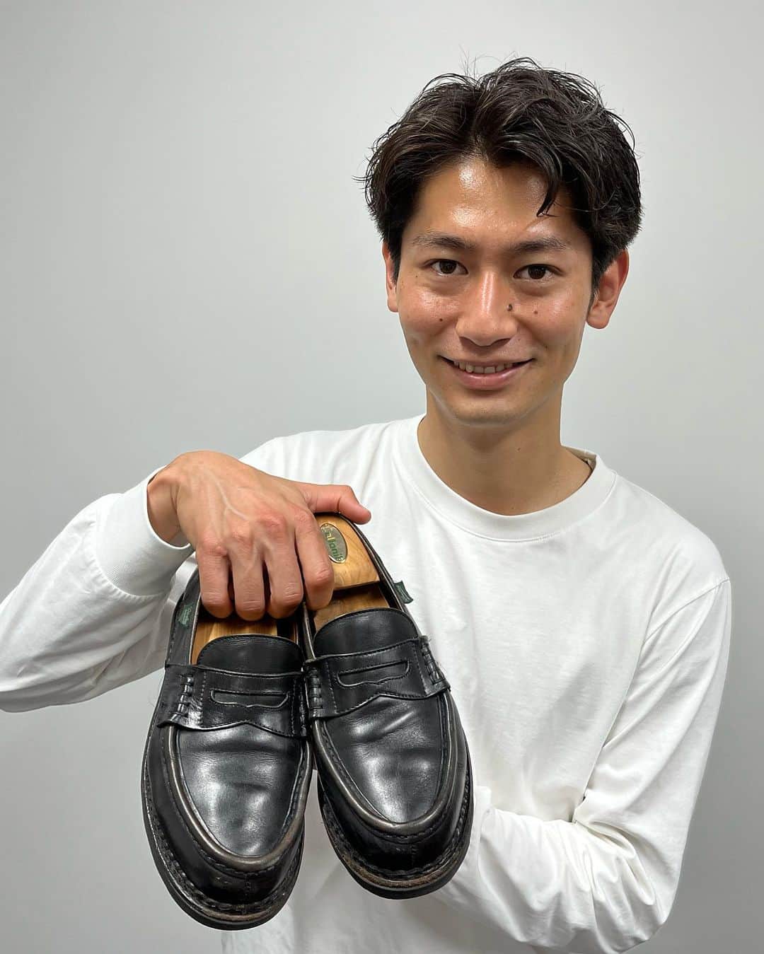 静岡第一テレビさんのインスタグラム写真 - (静岡第一テレビInstagram)「#DaiichiTV #須藤駿介 アナの 『 #マイグッドリペア 』   長年、愛用しているお気に入りの革靴🌈  傷などが入ってしまった際には 自分で手入れをして補修しています！  自ら手入れをすると、より愛着が沸きますよね！  皆さんも色々な物を #リペア して 長く愛用していきましょう！  #グップラ #静岡」6月3日 17時02分 - daiichi_tv