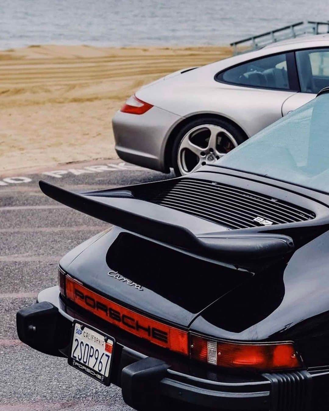 Porscheさんのインスタグラム写真 - (PorscheInstagram)「For some people, owning a 911 is an inevitable part of their life trajectory. California-raised @shamedani was brought up surrounded by Porsche cars in a city that has no scarcity of them. Furthermore, his uncle was the proud owner of a 1974 911 Targa, so when Hamedani got his hands on his very own 911 Carrera S (type 997.1) it came as no surprise.」6月3日 18時00分 - porsche