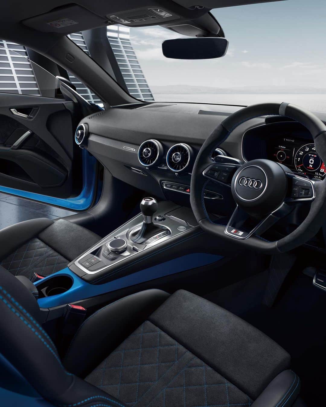 アウディ ジャパンさんのインスタグラム写真 - (アウディ ジャパンInstagram)「Audi TT Coupé final editionの室内は、初代Audi TTから連綿と受け継がれるドライビングに集中するための場所。   ビビッドなアクセントカラーを施したインテリアは、スポーティな雰囲気と大人な感性を満たす質感の高さや快適性が絶妙に調和。 乗り込んだ瞬間から心躍る空間を創り出すその場所は、歴史を締めくくるにふさわしい。   *写真は欧州仕様車です。日本仕様と異なります。   #AudiTTCoupe   #Audi #アウディ #AudiJapan #アウディジャパン #AudiSport #アウディスポーツ #AudiTT #アウディTT #限定車 #SportsCar #スポーツカー #AudiLife #Audigram #CarLife #CarLifeStyle #GermanCars #Car #Cars #Cargram #アウディのある生活 #アウディのある風景」6月3日 18時08分 - audijapan