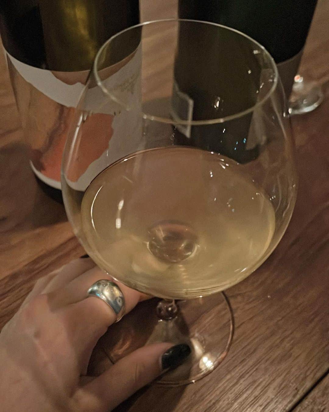 池田有里紗さんのインスタグラム写真 - (池田有里紗Instagram)「気づいたらワイン4杯飲んでた日🌙  ごはんが美味しいと本当に進む〜幸。」6月3日 18時21分 - arisa.ikd