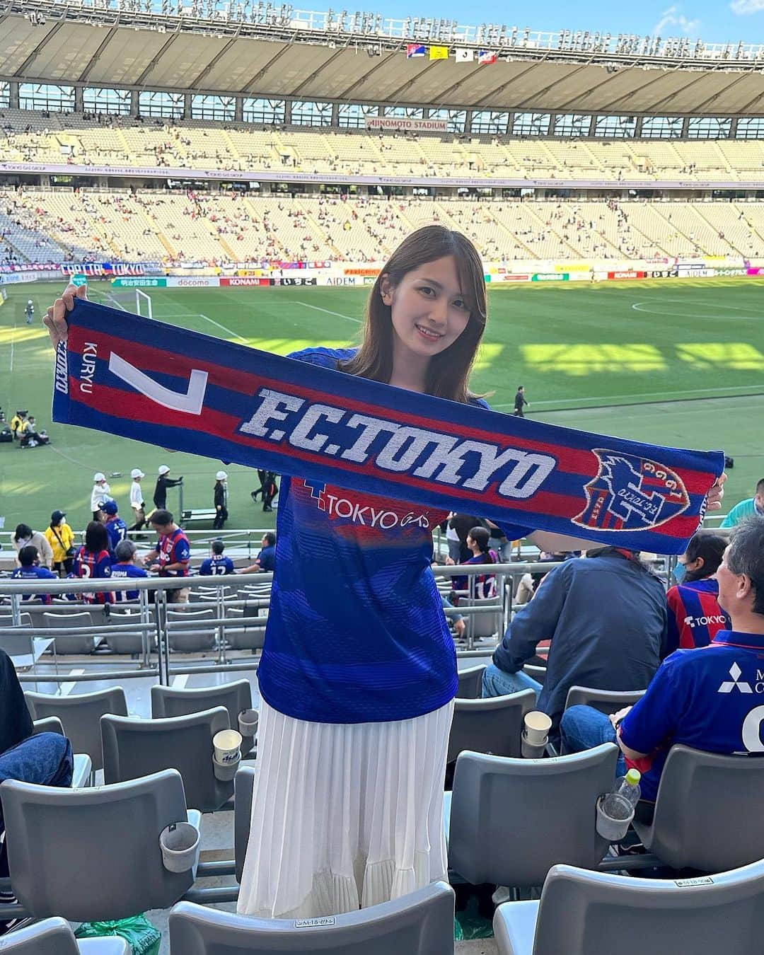 森杏奈のインスタグラム：「ㅤㅤㅤㅤㅤㅤㅤㅤㅤㅤㅤㅤㅤㅤㅤㅤㅤㅤㅤㅤ⠀⠀ ㅤㅤㅤㅤㅤㅤㅤㅤㅤㅤㅤㅤㅤㅤㅤㅤㅤㅤㅤㅤ⠀⠀ 人生初！サッカー観戦⚽️ ㅤㅤㅤㅤㅤㅤㅤㅤㅤㅤㅤㅤㅤㅤㅤㅤㅤㅤㅤㅤ⠀⠀ 楽しかった🥺 サポーターの皆さんがとても熱い現場でした❤️‍🔥 ㅤㅤㅤㅤㅤㅤㅤㅤㅤㅤㅤㅤㅤㅤㅤㅤㅤㅤㅤㅤ⠀⠀ さて、今日の動画はいつ出せるかな？笑 ㅤㅤㅤㅤㅤㅤㅤㅤㅤㅤㅤㅤㅤㅤㅤㅤㅤㅤㅤㅤ⠀⠀」