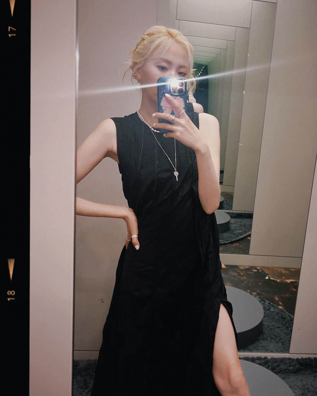 ヘリョン さんのインスタグラム写真 - (ヘリョン Instagram)「🖤」6月3日 18時46分 - haeryung_na_