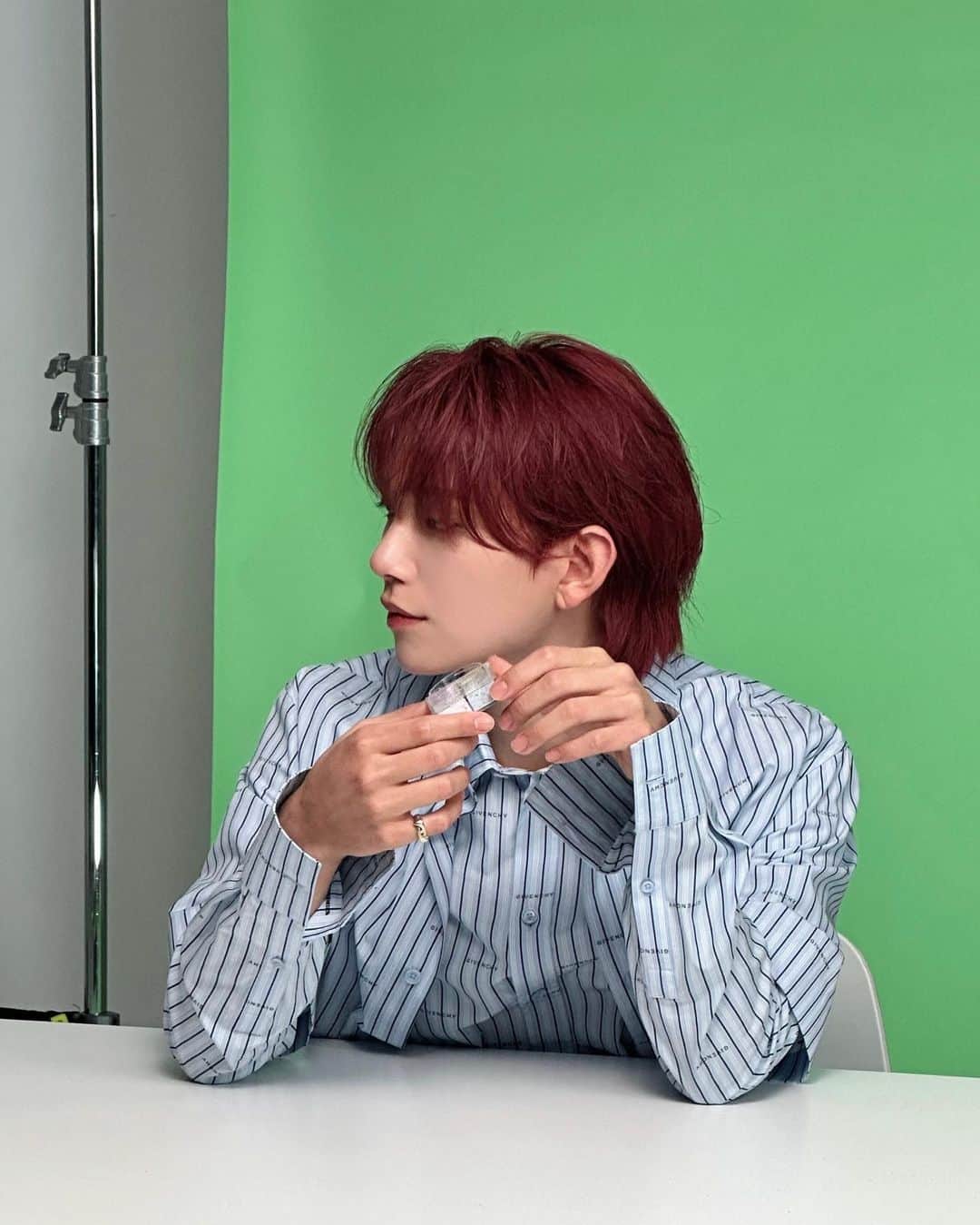 ジョシュアさんのインスタグラム写真 - (ジョシュアInstagram)「BTS 📸💙 📸  @ellejapan @givenchybeauty」6月3日 19時06分 - joshu_acoustic