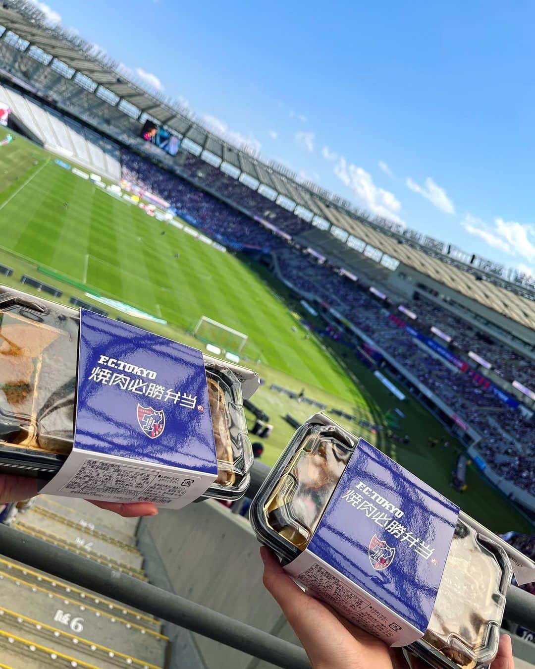 ＹＡＥ【MIO・YAE】さんのインスタグラム写真 - (ＹＡＥ【MIO・YAE】Instagram)「最後まで熱い試合をお疲れさまでした⚽️  たくさん声もかけてくださり嬉しかったです💐 一丸となって応援ができ楽しかったですー！！  #fctokyo#FC東京#マリノス#サッカー観戦」6月3日 19時13分 - yae_abp