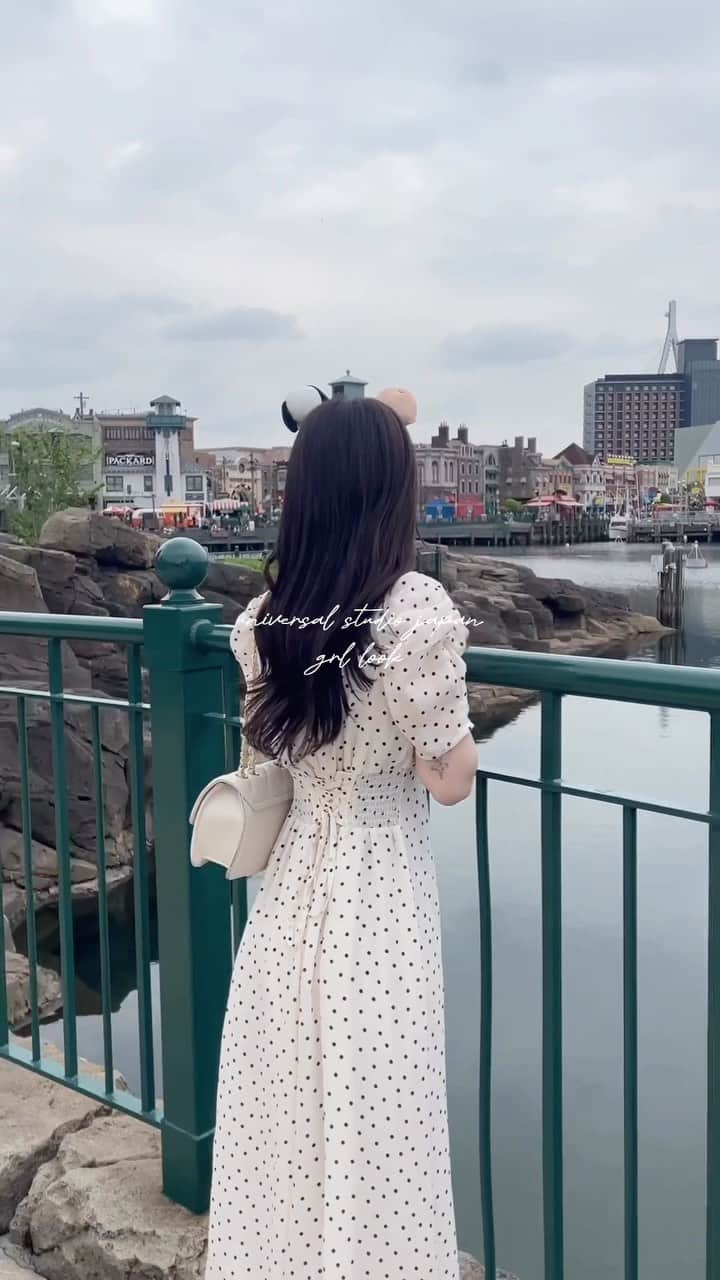 MISAのインスタグラム：「ユニバコーデ🤍 ㅤㅤㅤㅤㅤㅤㅤㅤㅤㅤㅤㅤㅤ このワンピウエストしっかり絞れるから スタイル爆盛れするよ🥰💕 ㅤㅤㅤㅤㅤㅤㅤㅤㅤㅤㅤㅤㅤ #ootd #grl #dailylook #グレイル #グレイルコーデ  #grl購入品」