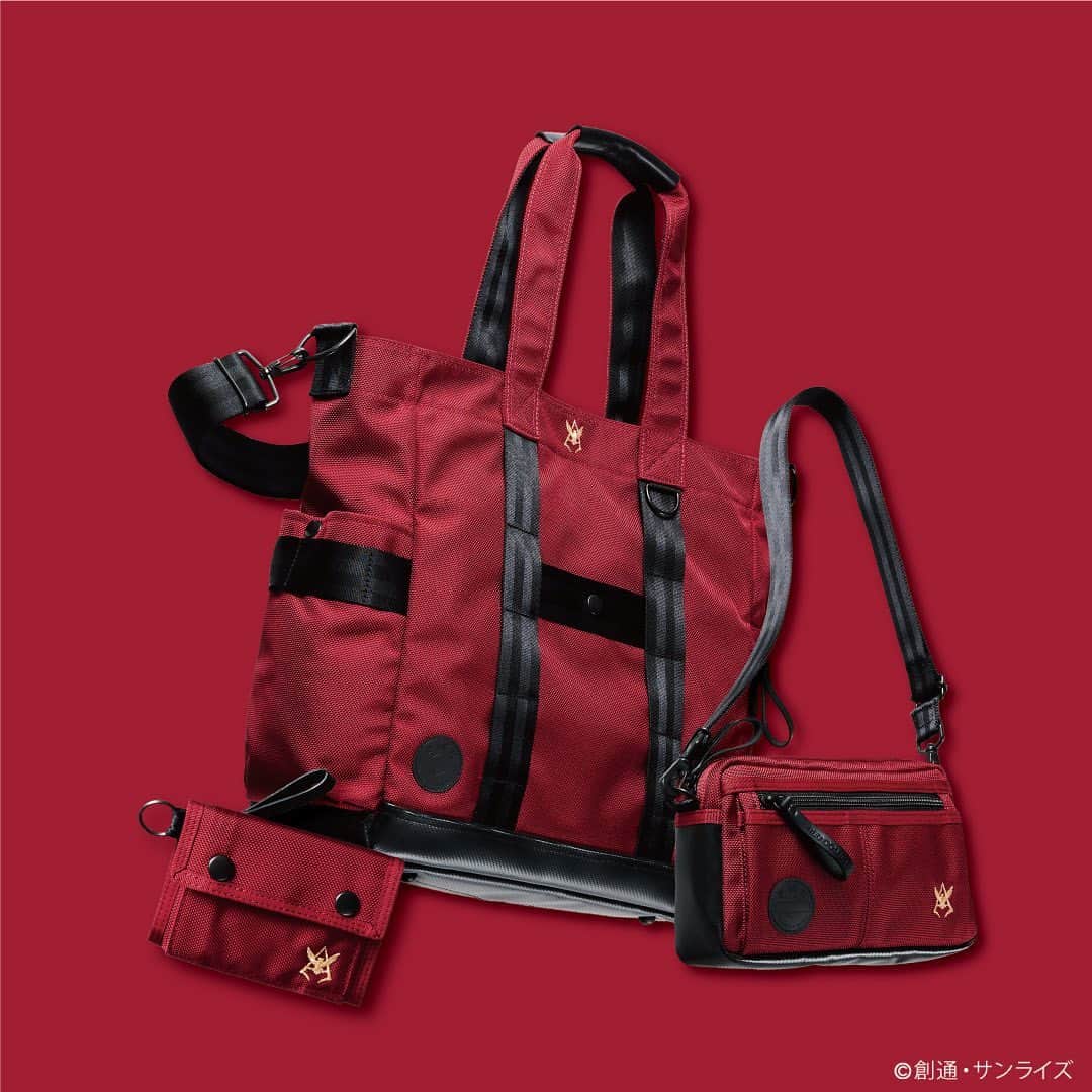 PORTER STANDさんのインスタグラム写真 - (PORTER STANDInstagram)「⁡ 『機動戦士ガンダム』の世界観を取り入れたコンセプトショップ「STRICT-G（ストリクトジー）」と、POTR（ピー・オー・ティー・アール）のスペシャルコラボレーション「RED COMET（レッドコメット）」コレクションをPORTER STAND (品川・新宿・京都)にて発売中です。   『機動戦士ガンダム』に登場する“赤い彗星”こと「シャア・アズナブル」をモチーフにし、シャアを象徴する赤をベースに、黒をアクセントにした存在感のあるコレクションです。   「STRICT-G」は2012年に『機動戦士ガンダム』の世界観を取り入れた本格的なアパレルショップとしてオープンしました。日本を代表するブランドとのコラボレーションやオリジナル商品などを多数展開し、その商品に対する厳格なまでのこだわりを世界に発信しています。   STRICT-G × POTR https://www.yoshidakaban.com/product/series/39310.html   こちらのアイテムはKURA CHIKA by PORTER（渋谷、上野、香港FASHION WALK、香港HARBOUR CITY、香港MOKO）、POTR（新宿）、PORTER KOREA（ヨイド、アックジョン）、吉田カバンオフィシャルオンラインストアでも好評発売中です。   ※完全数量限定につき、在庫がなくなり次第終了となります。   ©︎創通・サンライズ   #yoshidakaban #potr #madeinjapan #heartandsoulintoeverystitch #gundam #strictg #吉田カバン #ガンダム」6月3日 20時14分 - porter_stand