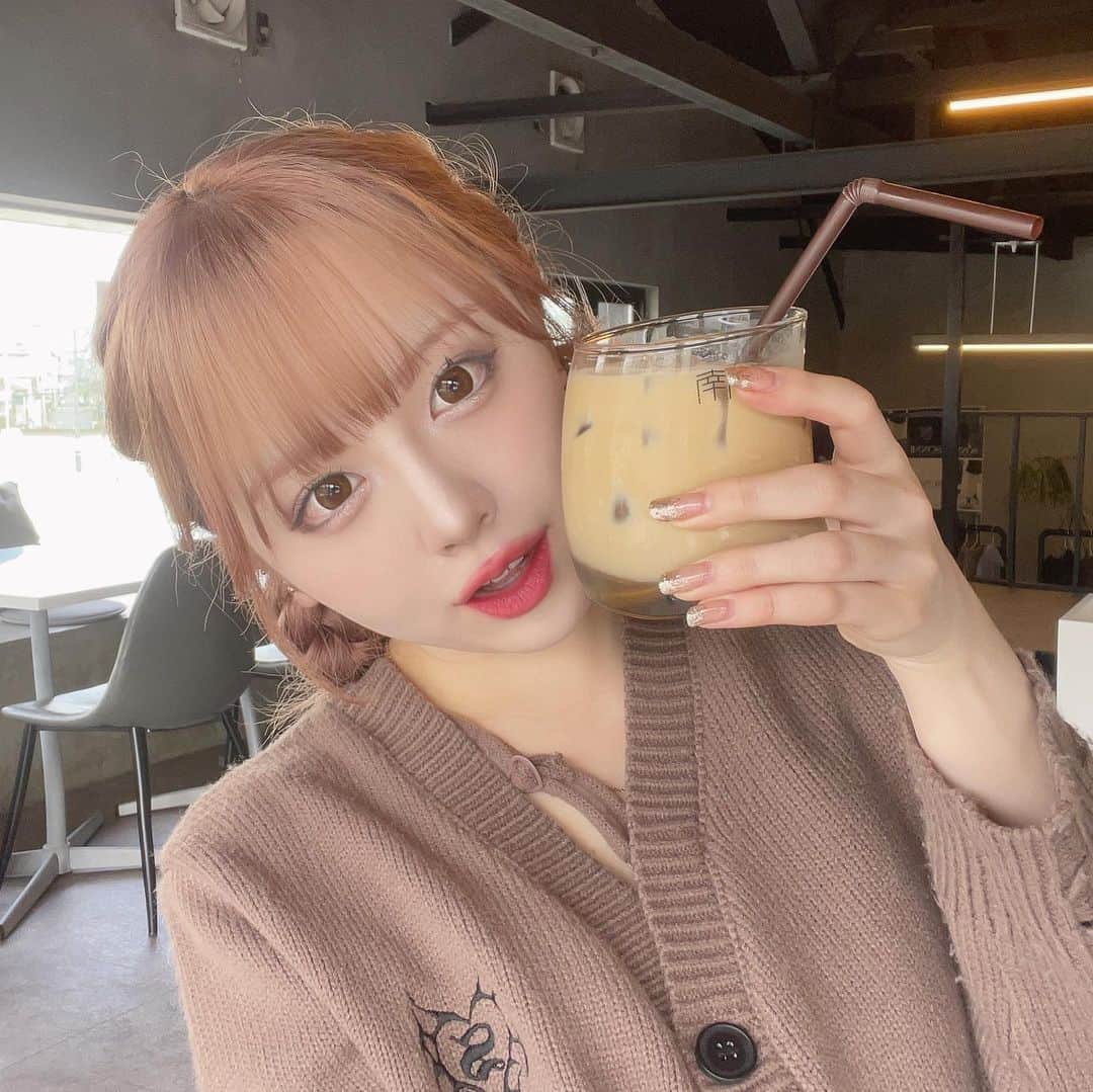 蘂さんのインスタグラム写真 - (蘂Instagram)「カフェしてる時の自分、女の子で好き。」6月3日 20時18分 - zui____chan