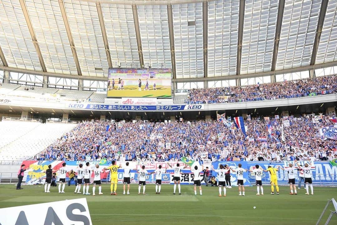 のインスタグラム：「最高の瞬間を皆んなで共有出来たこと本当に嬉しく思います🔥 またチーム一丸となって水曜日に向けて準備します❗️ 沢山のサポートありがとうございました🤲🤲🤲 what a performance from the team🔥well deserve to get 3points! we never gave up until final whistle and we will keep it going as a team no matter what happens in the future🙏thanks for the massive support! see you on wednesday again😉 happy to see former number 23⚽️ @nakateru0727 all the best for the rest of the season bro 👍  #最高のサポーター # さあまた切り替えて頑張ろう #muito feliz por @a_lopes93 @marcosjroficial」