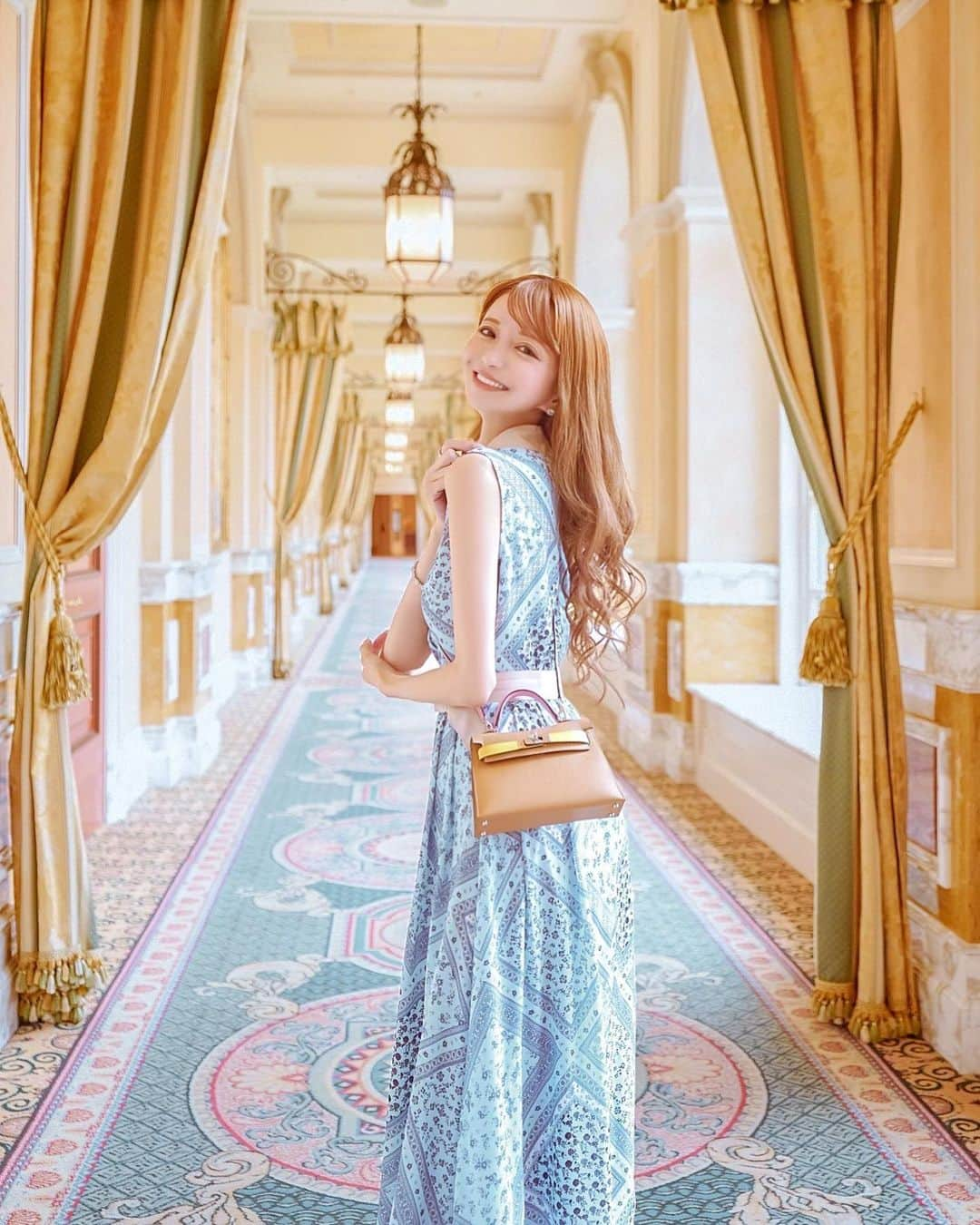 愛沢えみりのインスタグラム：「🏰💎」