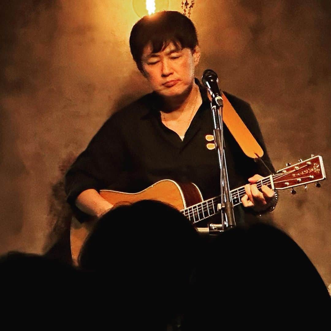浅田信一のインスタグラム：「熊本tsukimi 雨男ジャーニー初日ありがとうございました☂️👨🏻  #雨男ジャーニー」