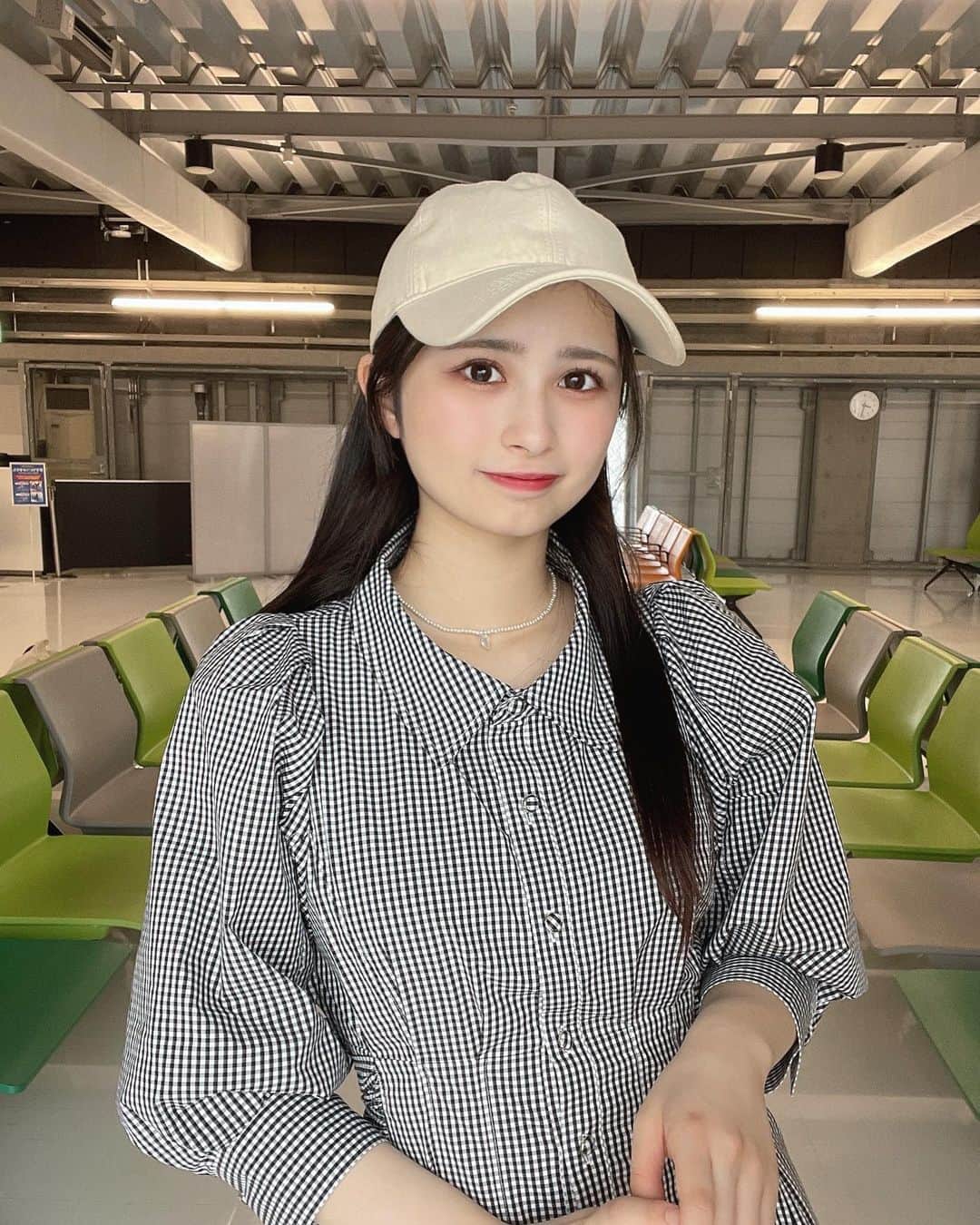 のインスタグラム：「今日から福岡にきたよ〜✈️  私が大好きなブランド (@paravion_official )👗♡  ZOZOTOWNにて1000円クーポン貰えるらしいのでお揃にしよ〜！」