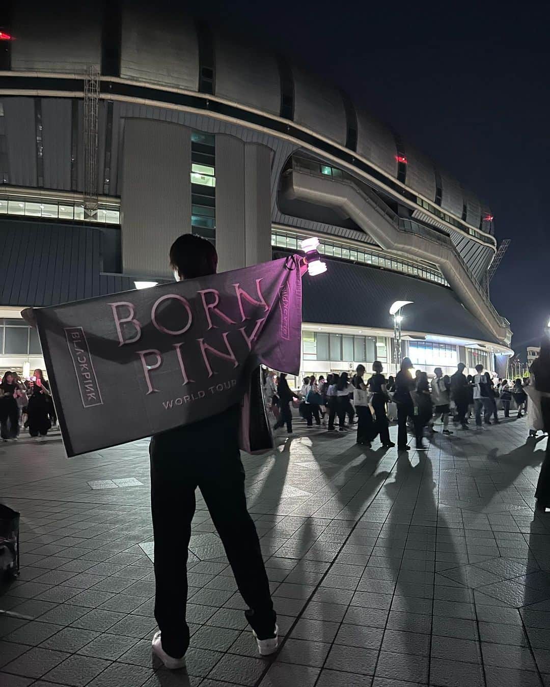 井深克彦さんのインスタグラム写真 - (井深克彦Instagram)「.  BLΛↃKPIИK WORLD TOUR [BORN PINK] JAPAN  東京ドームに続いて 京セラドームも参戦してきました 🖤🩷  最高だった🥹！！  🐻🐰🐢🐱🌹 #BLΛↃKPIИK #BLACKPINK  #BORNPINK」6月3日 21時03分 - ibuka_katsuhiko