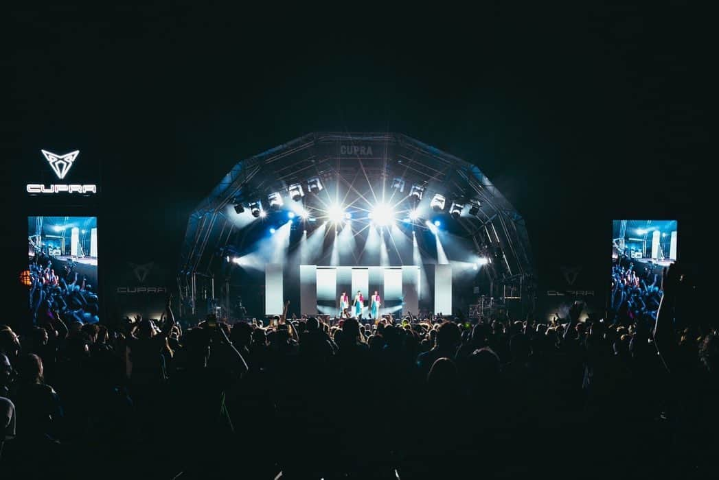 樫野有香さんのインスタグラム写真 - (樫野有香Instagram)「🇪🇸❤️  Primavera sound 2023 WEEK 1  CUPRA stage  Such an unforgettable night.  Gracious Barcelona 🫶🏻  📷　by @jessiemorgannnnn   #primaverasound  #prfm」6月3日 21時03分 - kashiyuka.prfm_p000003