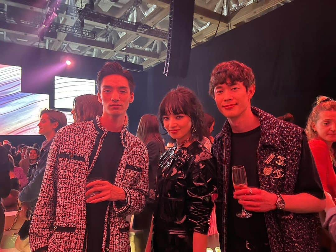 宮沢氷魚のインスタグラム：「With Nana and Hiroya  #chanel」