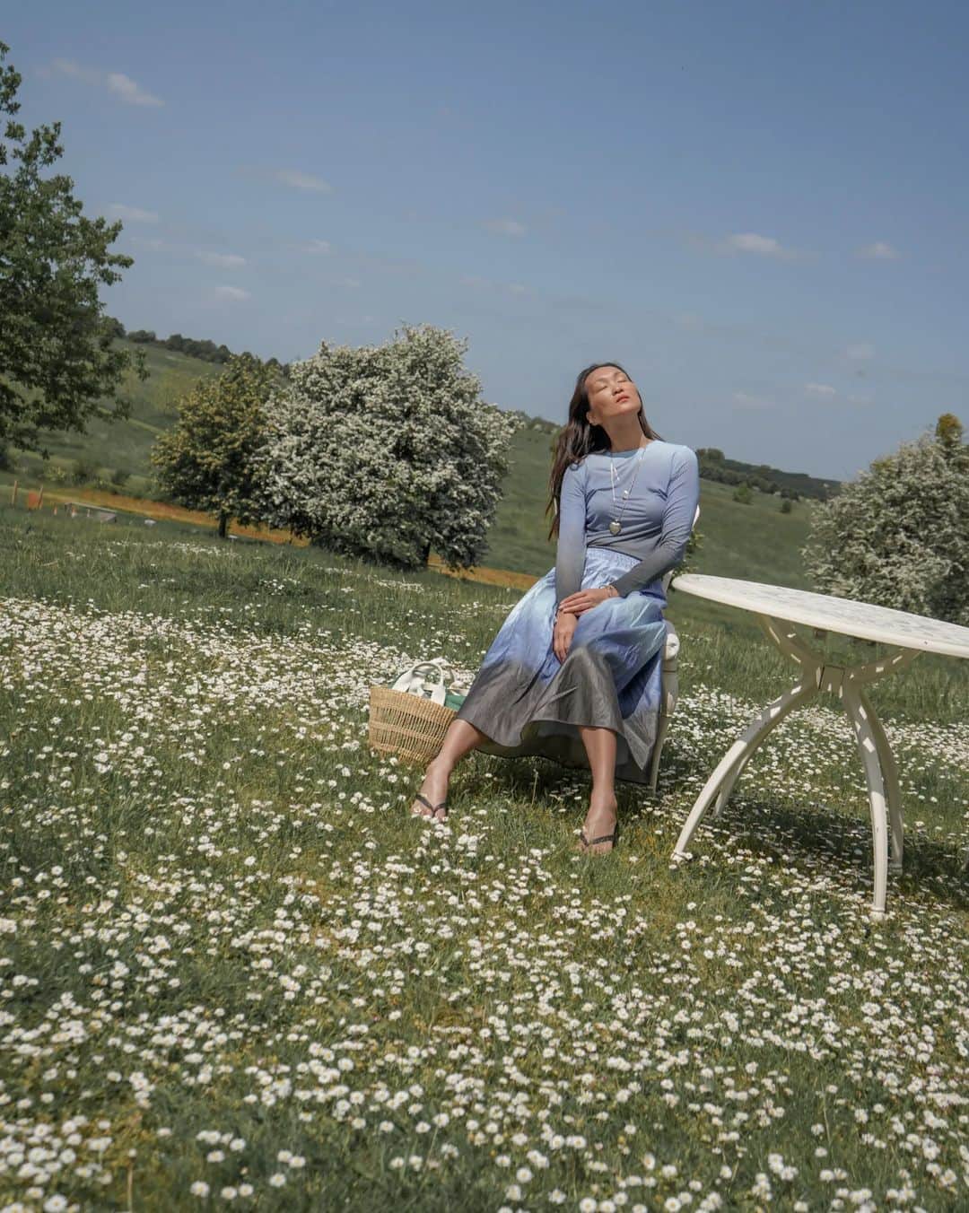 Mariko Kuoさんのインスタグラム写真 - (Mariko KuoInstagram)「Blue skies 💙 @vince」6月3日 21時15分 - marikokuo